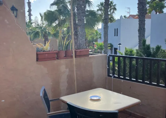 Confortable In * Κοραλέχο